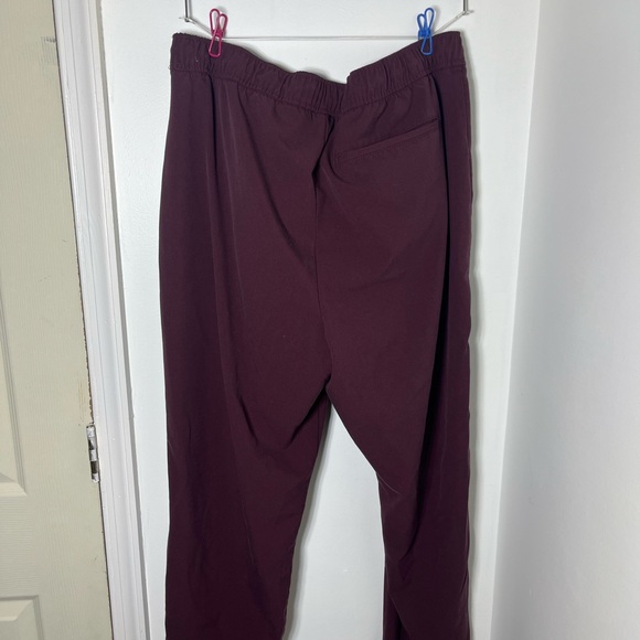 Old Navy Billie Pull-On Pants Women’s XL Burgundy Drawstring Comfort Waist - Picture 3 of 5